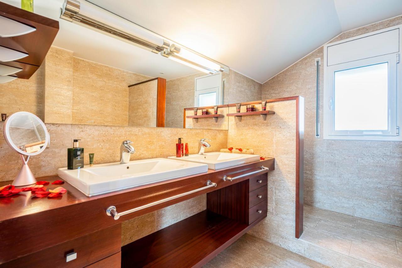 Casa Familiar Con Piscina Villa Llica d'Amunt Eksteriør bilde